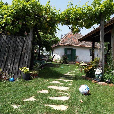 Gajica Konak-Orasac Arandelovac Buitenkant foto